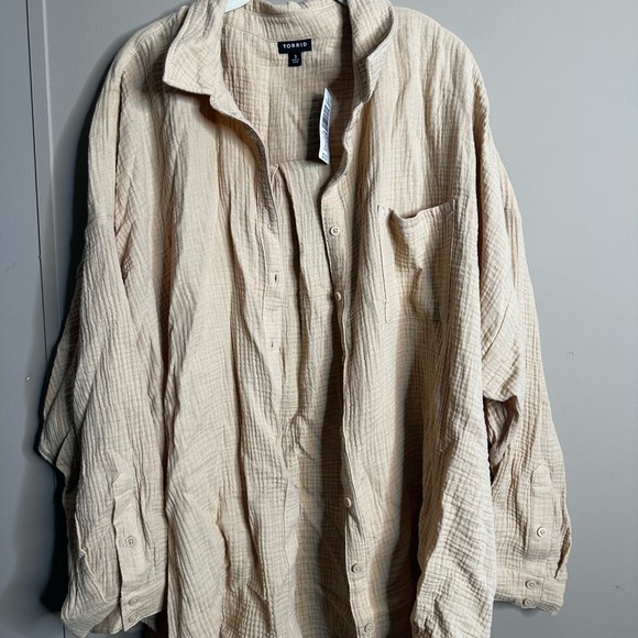 Torrid Beige Lightweight Button Down - Picture 1 of 3